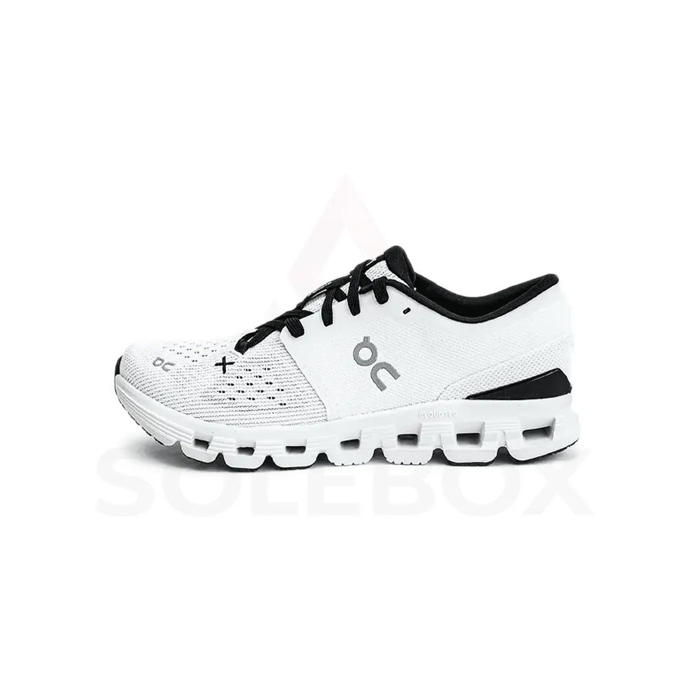 ON Cloud x 4 White