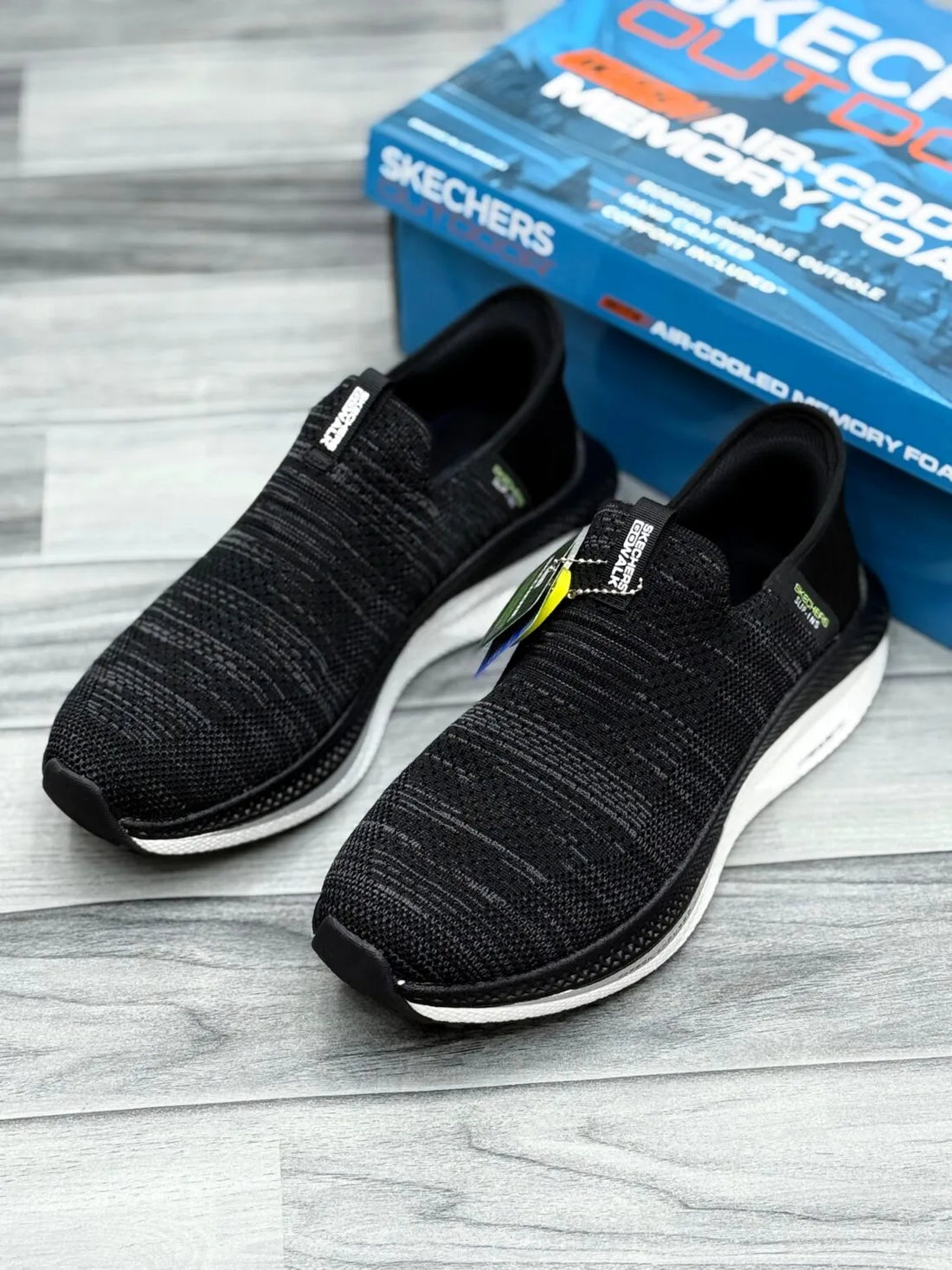 Skechers Slip Ins HyperBurst Pro Medicated Black White Authentic Original